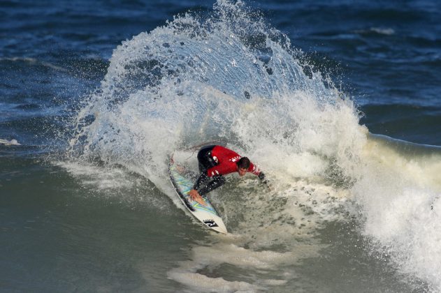 Nathan Brandi, Oakley Pro Junior 2010, Joaquina, Florianópolis (SC). Foto: Basílio Ruy / Oakley.