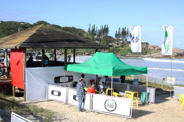 Oakley Pro Junior 2010, Joaquina, Florianópolis (SC). Foto: Basílio Ruy / Oakley.