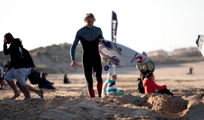 Owen Wright, Rip Curl Pro 2010, Supertubos, Portugal. Foto: © ASP / Cestari. Foto: Vinicius Ferreira.