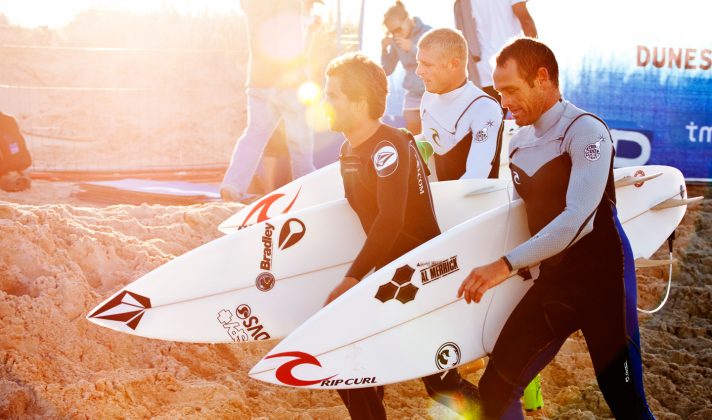 Taylor Knox, Rip Curl Pro 2010, Supertubos, Portugal. Foto: © ASP / Kirstin. Foto: Carlos Infante.