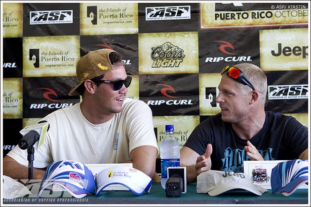 Jordy Smith e Mick Fanning, Rip Curl Pro Search 2010, Middles, Porto Rico. Foto: Carlos Infante.