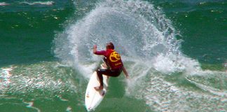 Trent Munro dilacera as ondas de Lower Trestles