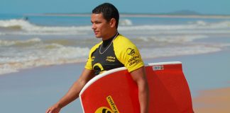 Bodyboarder mira a elite