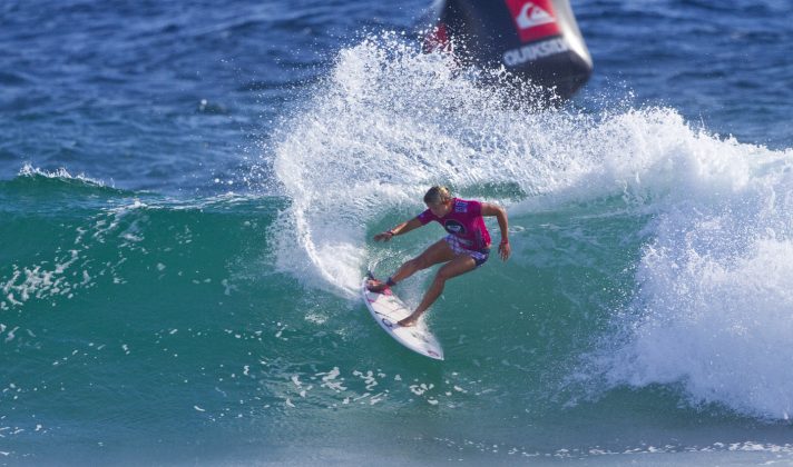 Pauline Ado, Roxy Pro 2011, Snapper Rocks, Austrália. Foto: © ASP / Kirstin. Foto: Carlos Infante.