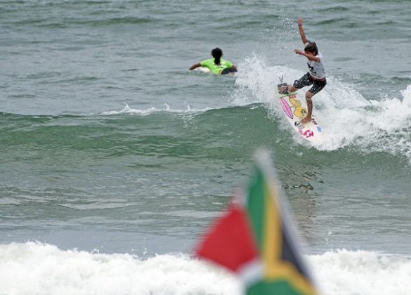 Silvana Lima, Billabong ISA Games 2011, Playa Venao, Panamá. Foto: Gabriel Calissi.