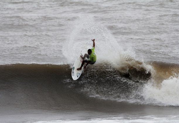 Jojó de Olivença, ISA Masters 2011, Punta Roca, El Salvador. Foto: Watts / ISA.