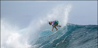 Billabong Pro começa com categoria feminina