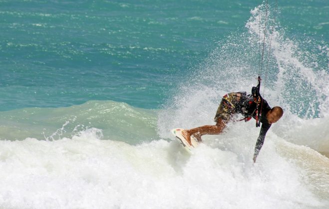 Stephan Figueiredo, Kailua, ilha de Oahu, Hawaii. Foto: Carlos Eduardo Davoli.