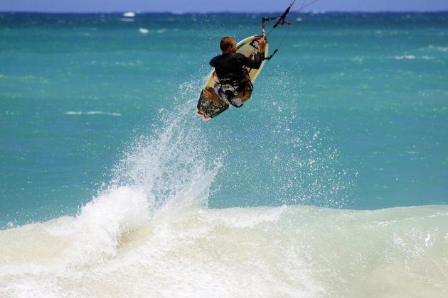 Stephan Figueiredo5, Kailua, ilha de Oahu, Hawaii. Foto: Carlos Eduardo Davoli.