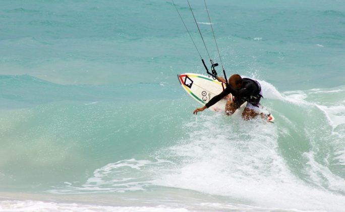 Stephan Figueiredo8, Kailua, ilha de Oahu, Hawaii. Foto: Carlos Eduardo Davoli.