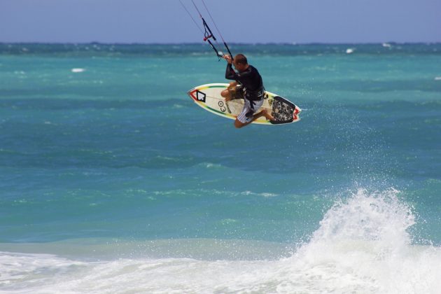 Stephan Figueiredo9, Kailua, ilha de Oahu, Hawaii. Foto: Carlos Eduardo Davoli.