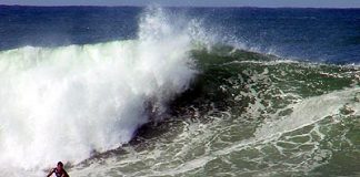 Simão Romão segue invicto no O’Neill Pro