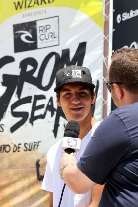 Gabriel Medina, Rip Curl Grom Search 2013, praia da Ferrugem,  Garopaba (SC)  . Foto: Jeffry.