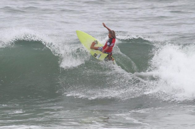 Giovani Pontes, Rip Curl Grom Search 2013, praia do Tombo, Guarujá (SP). Foto: Nancy Geringer.