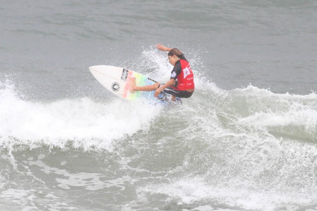 Pedro Dib, Rip Curl Grom Search 2013, praia do Tombo, Guarujá (SP). Foto: Nancy Geringer.