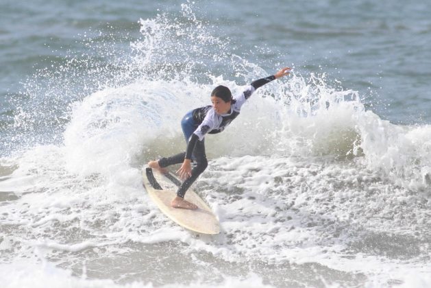 Vinicius Parra, Rip Curl Grom Search 2013, praia do Tombo, Guarujá (SP). Foto: Nancy Geringer.