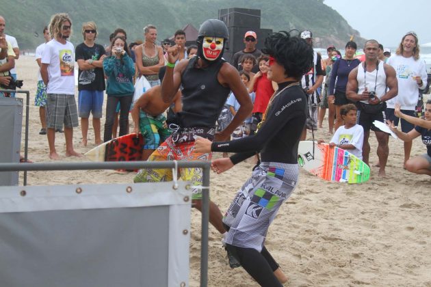 Rip Curl Grom Search 2013, praia do Tombo, Guarujá (SP). Foto: João Carvalho.