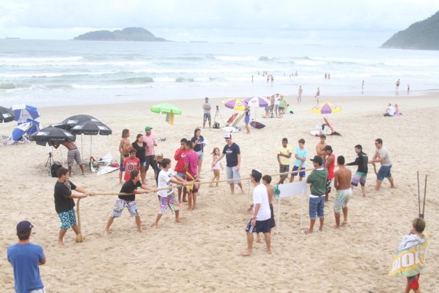 Rip Curl Grom Search 2013, praia do Tombo, Guarujá (SP). Foto: João Carvalho.