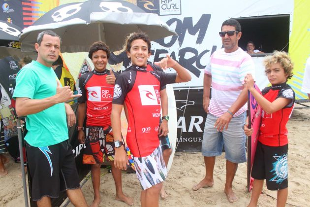 Tag Team, Rip Curl Grom Search 2013, praia do Tombo, Guarujá (SP). Foto: João Carvalho.