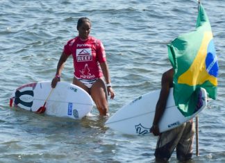 Suelen avança no Panamá