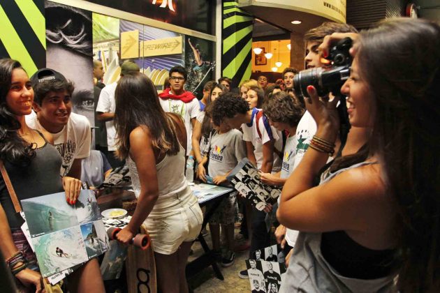 Noite de autógrafos da Hurley, Rio de Janeiro (RJ). Foto: Agência Ride it!.