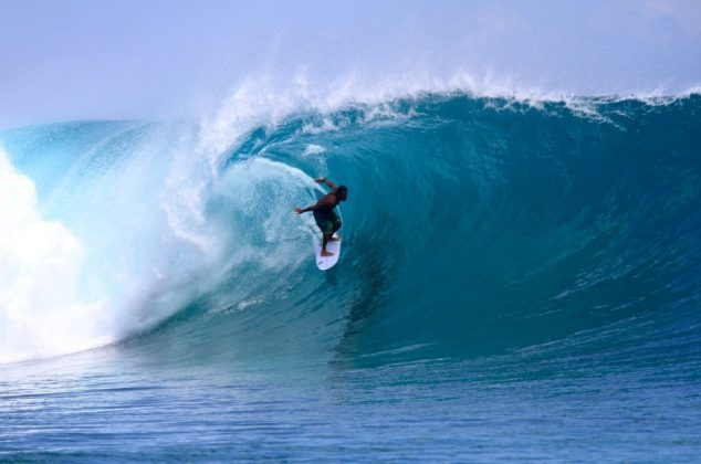 Paulo Imbica, G-Land, Indonésia. Foto: Arquivo pessoal.