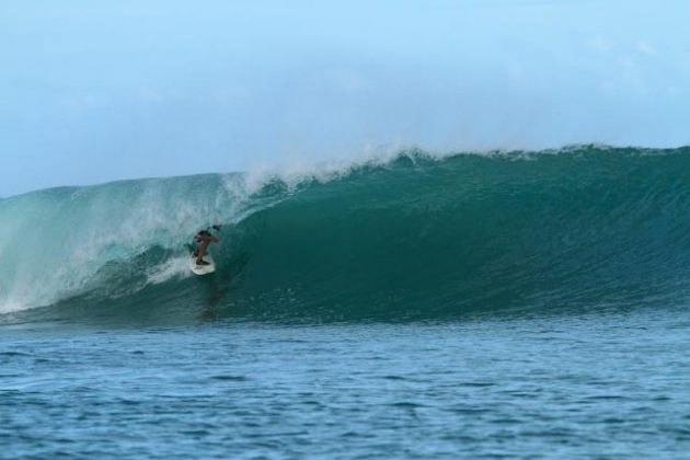 Ari Wayne, Macaronis, Mentawai. Foto: Bruno Veiga / Liquid Eye.