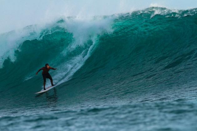 Guilherme Silva, Lances Left, Mentawai. Foto: Bruno Veiga / Liquid Eye.