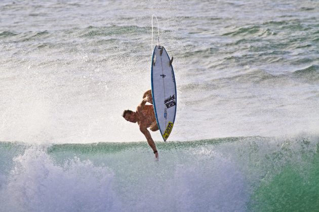 Kalani Chapman, Rocky Point, Hawaii. Foto: Ígor Maciel.