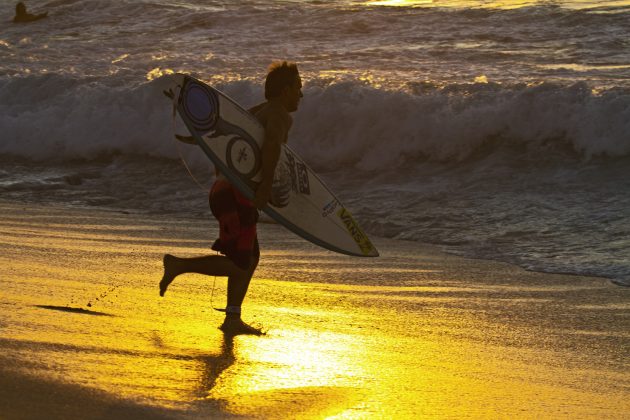 Kalani Chapman, Rocky Point, Hawaii. Foto: Ígor Maciel.