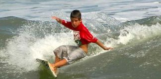 Surf Attack realiza etapa decisiva no Guarujá