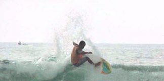 Surf treino exercita galera de Ilhéus