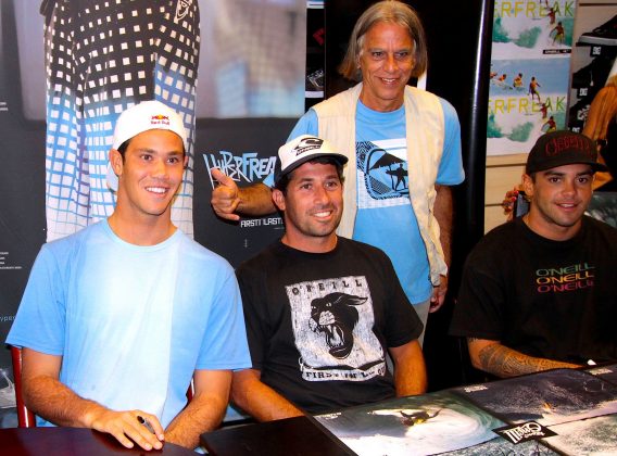 Jordy Smith, Danilo Couto, Maraca e Raoni Monteiro. Foto: Danilo Couto.