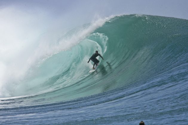 Costinha, G-Land, Indonesia. Foto: John Hepler.