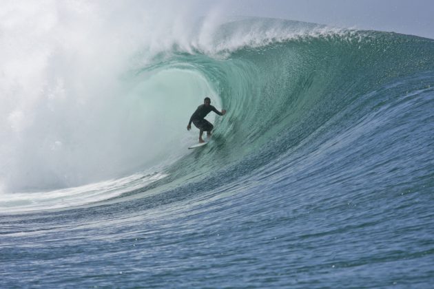 Costinha, G-Land, Indonesia. Foto: John Hepler.