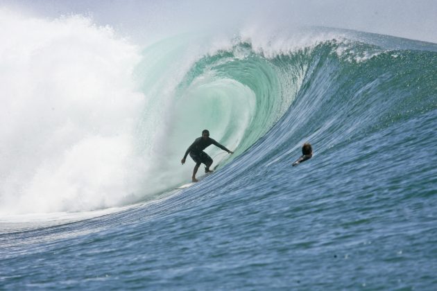 Costinha, G-Land, Indonesia. Foto: John Hepler.