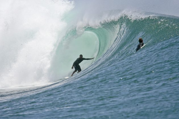 Costinha, G-Land, Indonesia. Foto: John Hepler.