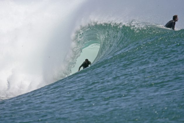 Costinha, G-Land, Indonesia. Foto: John Hepler.