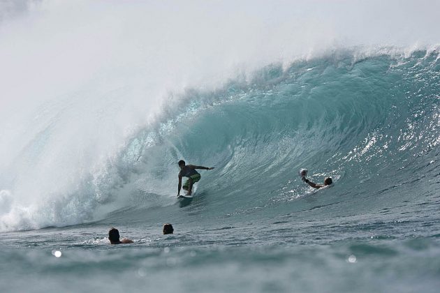 Bernardo Pigmeu, Pipeline, Hawaii. Foto: Tiago Bunn.