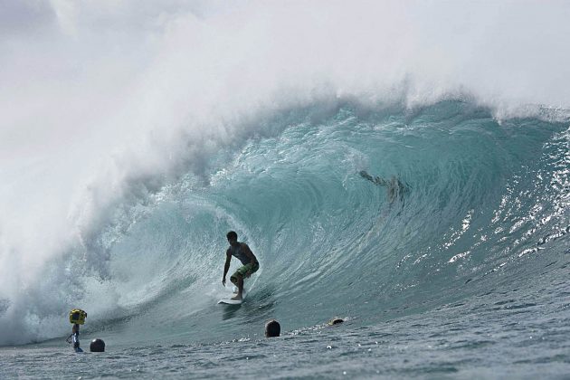 Bernardo Pigmeu, Pipeline, Hawaii. Foto: Tiago Bunn.