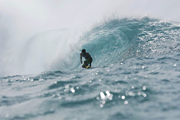 Bernardo Pigmeu, Pipeline, Hawaii. Foto: Tiago Bunn.