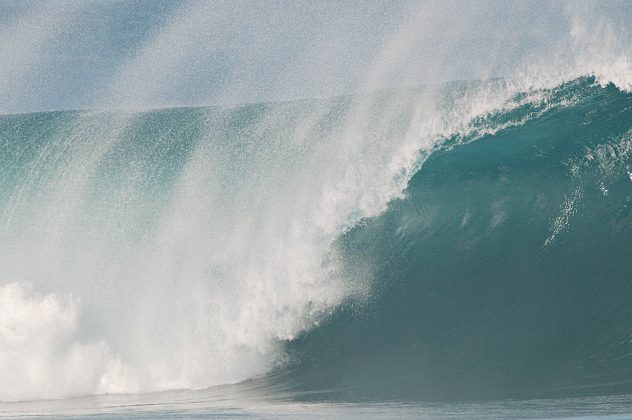 Stephan Figueiredo, Pipeline, Hawaii. Foto: Denys Sarmanho.