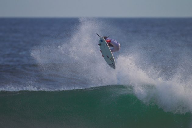 Kristian Kymmerson, Itaúna, Saquarema. Foto: Sebastian Rojas.