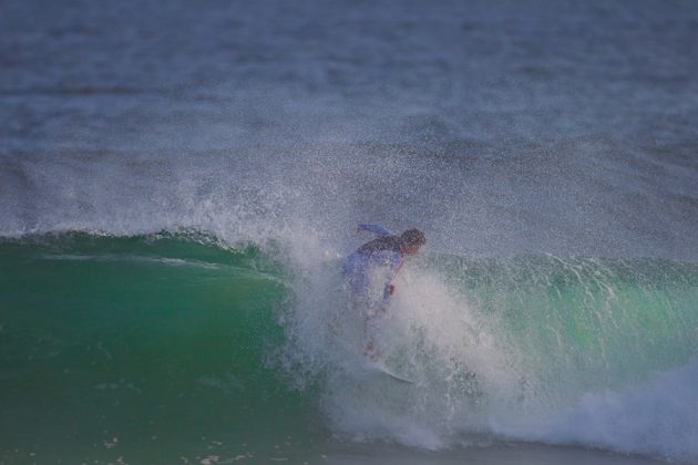 Kristian Kymmerson, Itaúna, Saquarema. Foto: Sebastian Rojas.