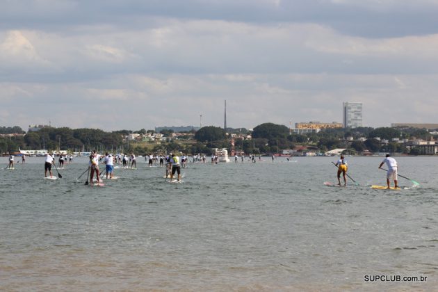 SOS Lago Paranoá, Brasileiro de SUP Race - dia 01. Foto: Luciano Meneghello / SupClub.