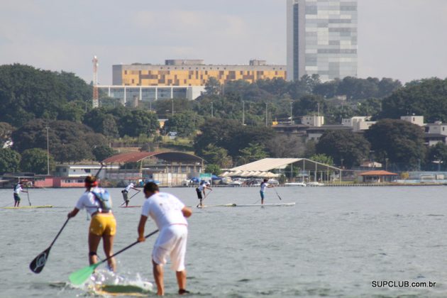 SOS Lago Paranoá, Brasileiro de SUP Race - dia 01. Foto: Luciano Meneghello / SupClub.