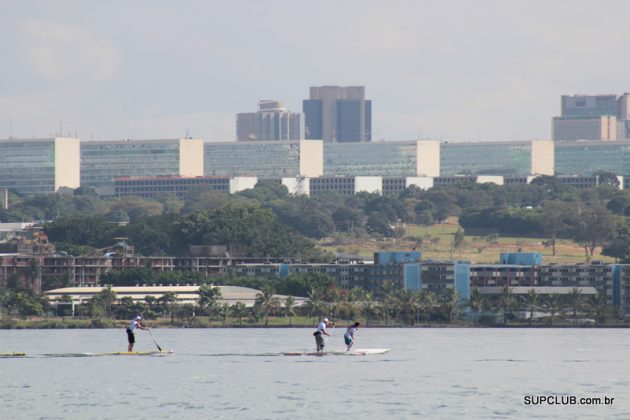 SOS Lago Paranoá, Brasileiro de SUP Race - dia 01. Foto: Luciano Meneghello / SupClub.