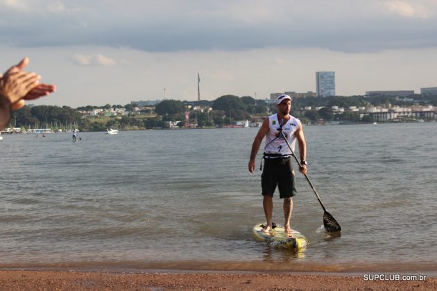 SOS Lago Paranoá, Brasileiro de SUP Race - dia 01. Foto: Luciano Meneghello / SupClub.