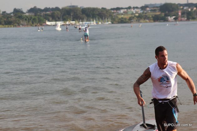 SOS Lago Paranoá, Brasileiro de SUP Race - dia 01. Foto: Luciano Meneghello / SupClub.