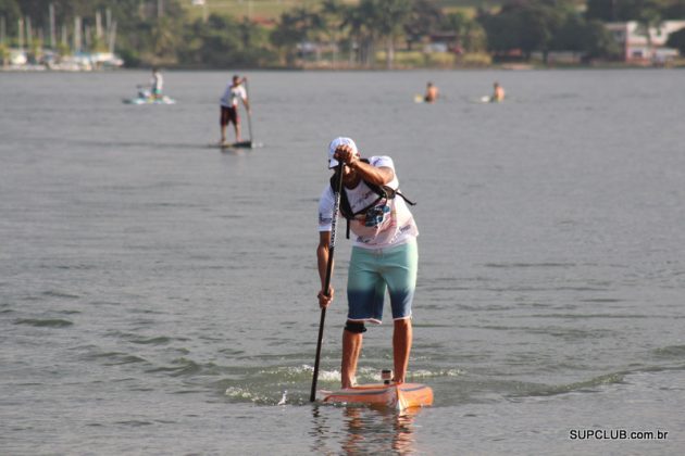 SOS Lago Paranoá, Brasileiro de SUP Race - dia 01. Foto: Luciano Meneghello / SupClub.